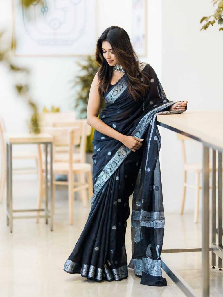 Taana Baana — Summer Special Soft Lilan Cotton Saree